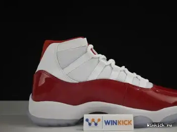 Air 11 Jordan “Cherry” 0704